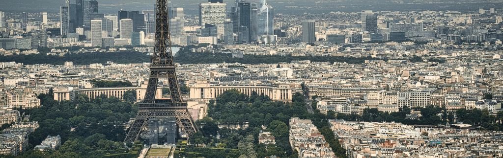 Panoramic view of Paris representing the strategic presence of BOI Paris