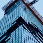 Gratte-ciel moderne à Bangkok représentant la croissance rapide des start-up à Bangkok soutenues par le BOI.