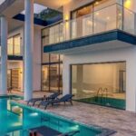Koh Samui Immobilien – moderne Luxusvilla mit Infinity-Pool und Meerblick auf der Insel Koh Samui